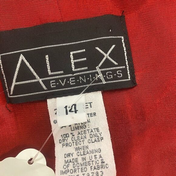Alex Evening Sz.14 Red Lined Suit NEW - Picture 7 of 7